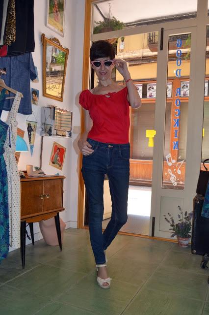 BLOGSSIPGIRL TE PRESENTA: VIVE EL GLAMOUR DE LOS AÑOS 50, VIVE LA MODA ATEMPORAL DE EL TUPE ASESINO