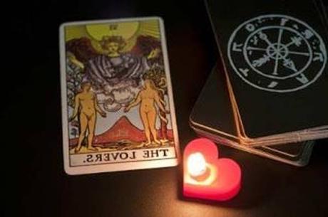 La mejor vidente del mundo : Tarot acertado y sin rodeos