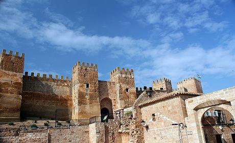 Turismo de cercanía en Jaén turismo de cercanía en Jaén, castillo de Baños de la Encina