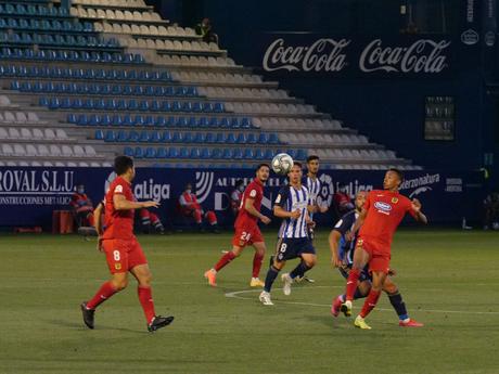 Fotogalería del partido Ponferradina – Fuenlabrada (0 – 3)
