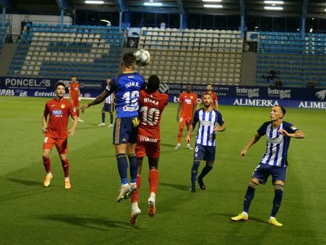 Fotogalería del partido Ponferradina – Fuenlabrada (0 – 3)