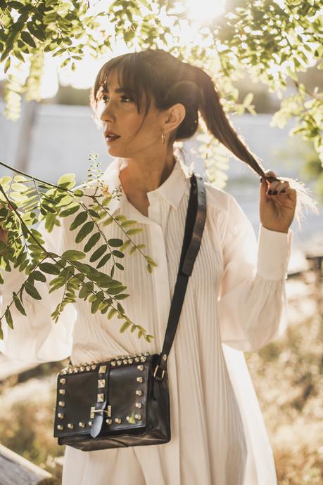 VESTIDO CAMISERO PLISADO DE ZARA white shirt