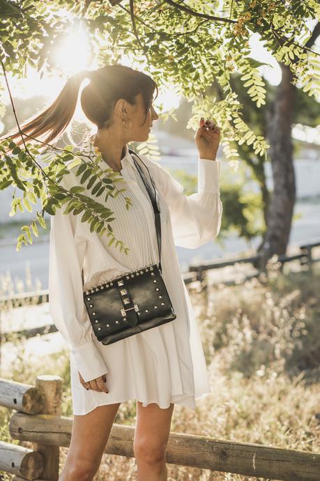 VESTIDO CAMISERO PLISADO DE ZARA bolso estilo prada