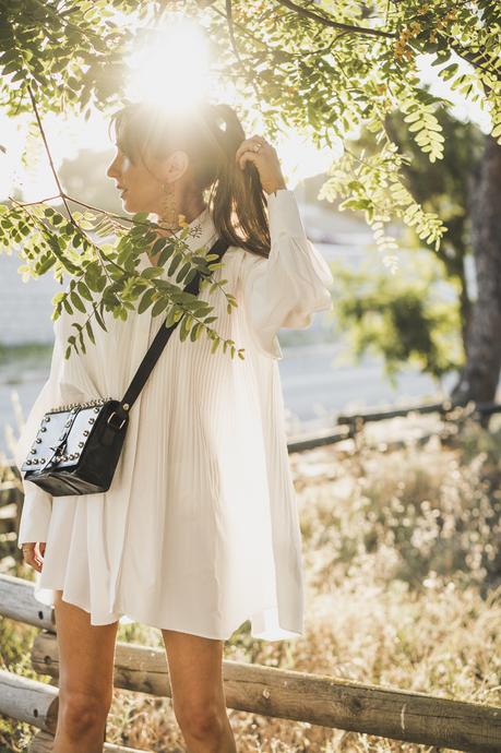 VESTIDO CAMISERO PLISADO DE ZARA vestido blanco