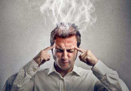 ¿Cansado de pensar de más, de darle vueltas a todo? ¿Cansado de pensar de más, de darle vueltas a todo?