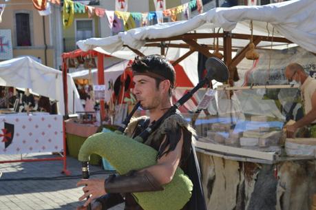 El mercado templario de Ponferrada ya recibe a sus visitantes con medidas sanitarias para los visitantes