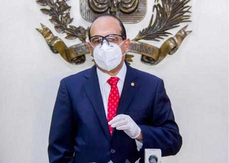 El 5 de julio votaciones abren a las 7:00 am  y cierran a las 5:30 pm, haya o no personas en filas.