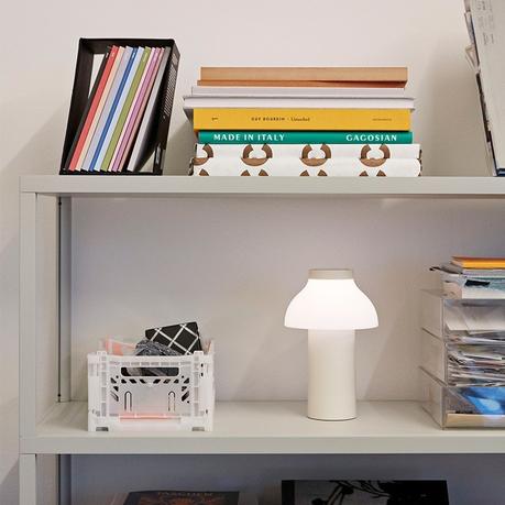 scandinavian design rechargeable lamp portable lamp outdoors lamp outdoors decor lámparas recargables lámparas de diseño lámparas portátiles lámparas de exterior HAY dk HAY design lamps diseño nórdico diseño escandinavo diseño danés danish lamps danish design scandinavian design rechargeable lamp portable lamp outdoors lamp outdoors decor lámparas recargables lámparas de diseño lámparas portátiles lámparas de exterior HAY dk HAY design lamps diseño nórdico diseño escandinavo diseño danés danish lamps danish design