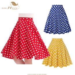 Falda Roja Con Lunares Blancos