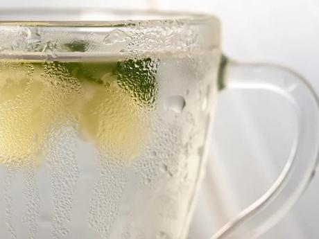 Como eliminar las manchas en las manos 3 consejos caseros manchas en las manos