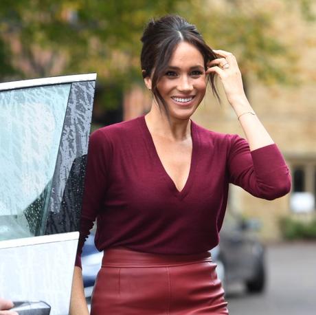 Combinar Falda De Tubo Con Jersey