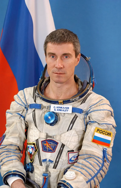El hombre que viajó en el tiempo 0.02 segundos viajero-en-el-tiempo-astronauta-viajeros-en-el-tiempo-