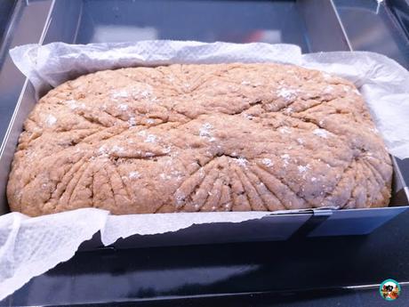 Pan integral con jengibre y semillas de chia