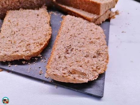 Pan integral con jengibre y semillas de chia