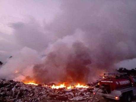 Se registra incendio en el basurero de Ciudad Valles