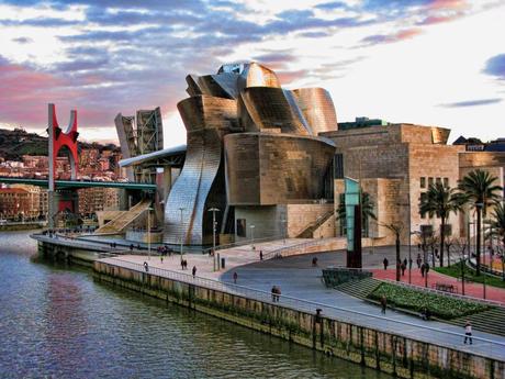 Excursión a la Muy Noble y Muy Leal Villa de Bilbao Bilbao es la segunda ciudad más limpia del Estado