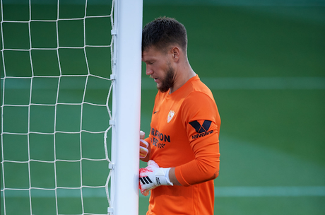 Vaclik y Diego Carlos lo han jugado todo con el Sevilla FC desde que volvió LaLiga