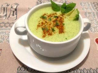 Receta de crema fría de pepino y aguacate Receta de crema fría de pepino y aguacate.