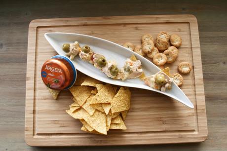 APERITIVOS DE PATÉ Y ENSALADILLA