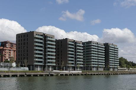 Jaureguizar finaliza y entrega las primeras viviendas en Zorrotzaurre Jaureguizar finaliza y entrega las primeras viviendas en Zorrotzaurre