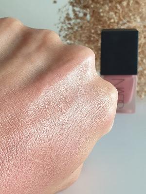 Colorete líquido Orgasm de Nars o Liquid blush Nars: Maquillaje con mascarilla.