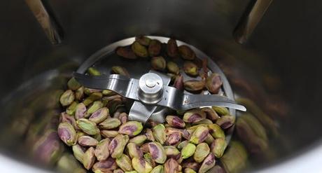 Trituramso los pistachos