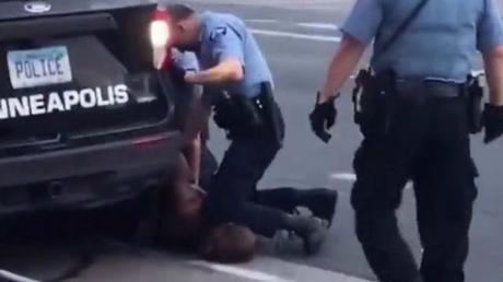 [A VUELAPLUMA] Contagioso