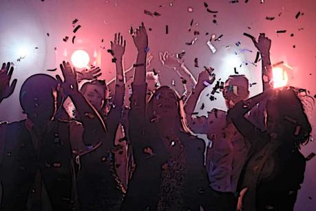 Por irregularidades clausuran 8 antros el fin de semana