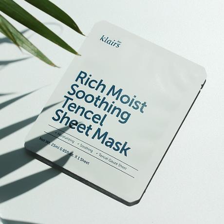 La mascarilla ultra-hidratante “Rich Moist Tencel Soothing Mask” de KLAIRS (From Asia with Love)