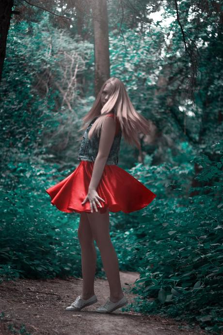 Falda Circular Roja De Nina