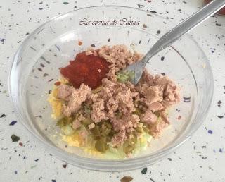 Huevos rellenos con mayonesa de zanahoria Huevos rellenos con mayonesa de zanahoria