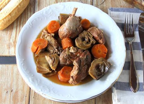 Pollo guisado con alcachofas y sidra Crock-pot