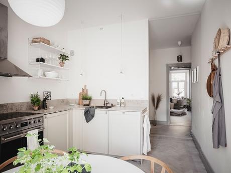 small kitchen scandinavian kitchen scandi kitchen modern kitchen modern kichen design kitchen contemporary kitchen cocina sin muebles superiores cocina nórdica cocina moderna cocina escandinava cocina de diseño cocina con muebles hasta el techo cocina con muebles altos  