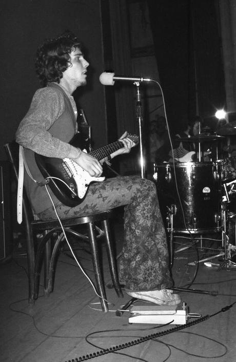 Spinetta, esquina Artaud Spinetta, esquina Artaud