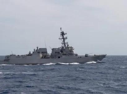 EE UU despliega buque frente al 