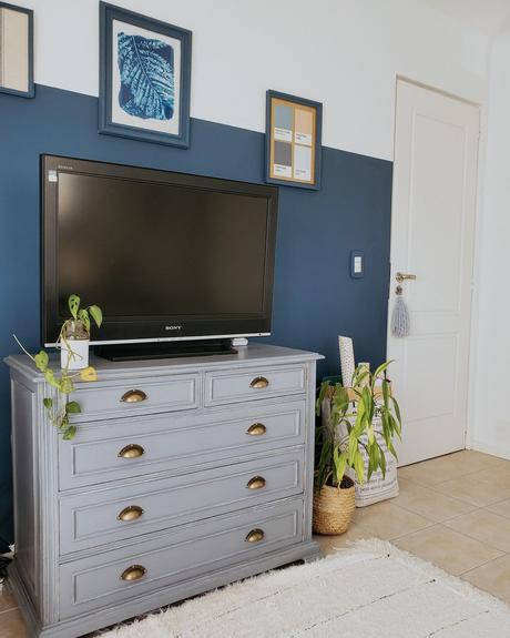 Proyecto azul: renovar un cuarto con color - halfpainted wall