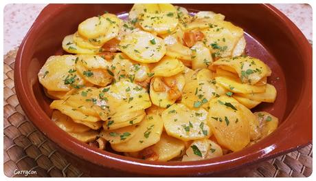 Patatas aliñadas (al pimentón) Patatas aliñadas (al pimentón)