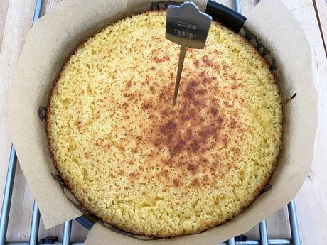 summer cake ricotta cake pound cake lemon cake home made cake fast cake easy dessert easy cake easy baking bizcocho pound cake bizcocho jugoso bizcocho facil bizcocho de queso ricotta bizcocho de limón bizcocho con sirope de limón bizcocho casero  