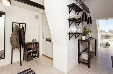 Un estudio en el ático