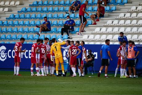 La Deportiva sigue en Segunda división liga SmartBank, historia gráfica de una salvación