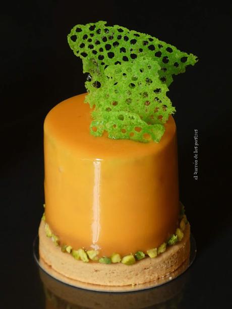 Entremet de Crema Namelaka de Pistacho
