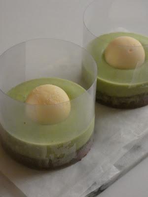 Entremet de Crema Namelaka de Pistacho