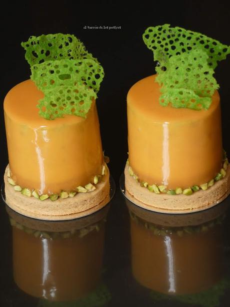 Entremet de Crema Namelaka de Pistacho