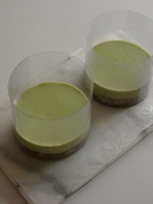 Entremet de Crema Namelaka de Pistacho