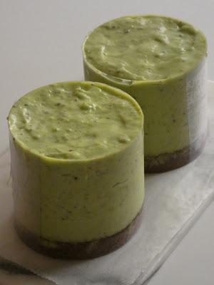 Entremet de Crema Namelaka de Pistacho