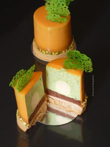 Entremet de Crema Namelaka de Pistacho
