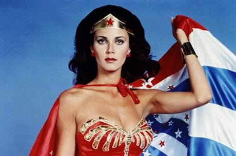 No creerás como luce Lynda Carter apunto de cumplir 69 años   #MujerMaravilla (FOTO)
