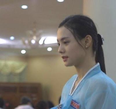 Las mujeres que no entendían cómo a una flor se la puede relacionar con la muerte Las mujeres que no entendían cómo a una flor se la puede relacionar con la muerte