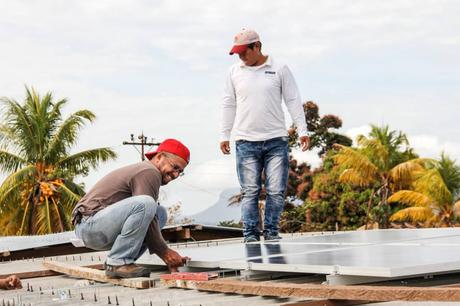 Los paneles solares que están transformando vidas en la Gran Sabana (FOTOS Y VIDEO) #Venezuela #Tecnologia #Futuro #Ecosistema