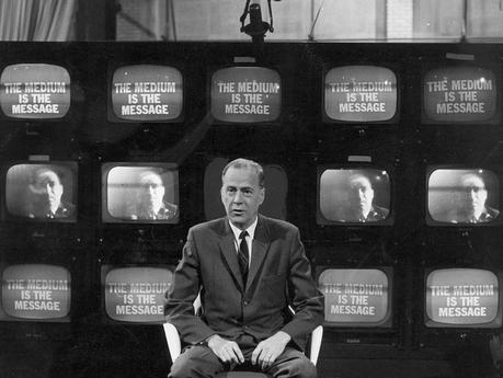 Marshall McLuhan, el profesor de literatura que predijo el mundo de hoy, cumple 110 años